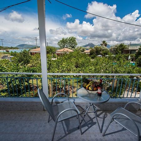 Lemon Garden Apartments ลิเกีย ภายนอก รูปภาพ