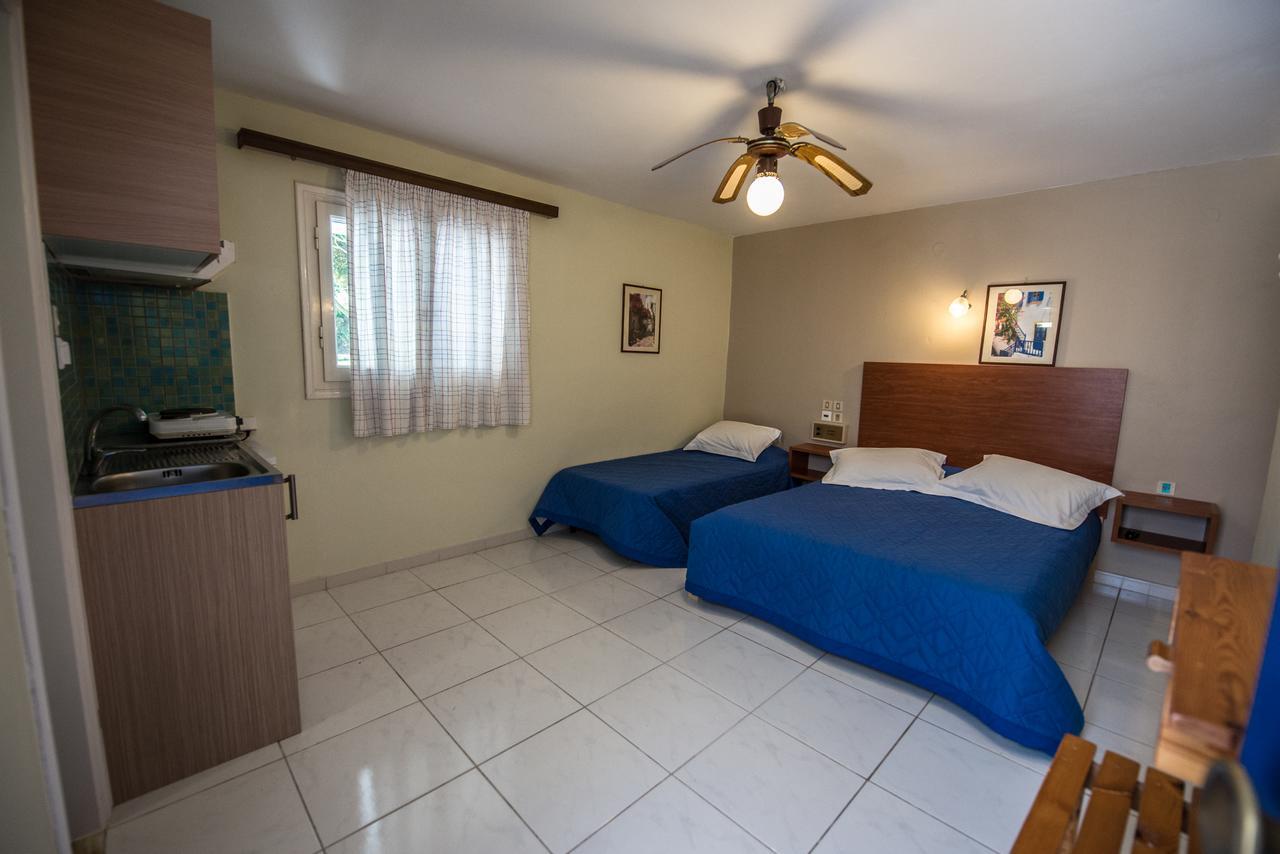 Lemon Garden Apartments ลิเกีย ภายนอก รูปภาพ